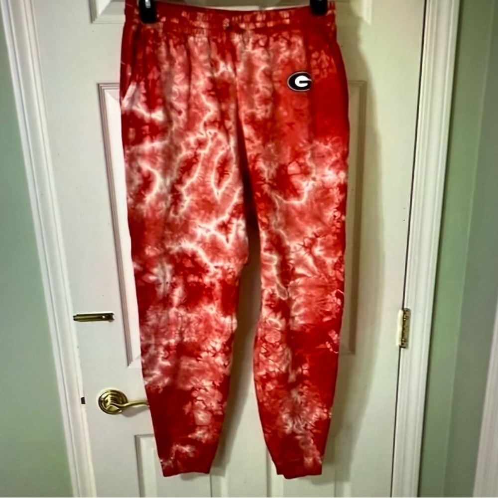 Zoozatz woman’s tie dye red sweatpants joggers with tapered leg size XL